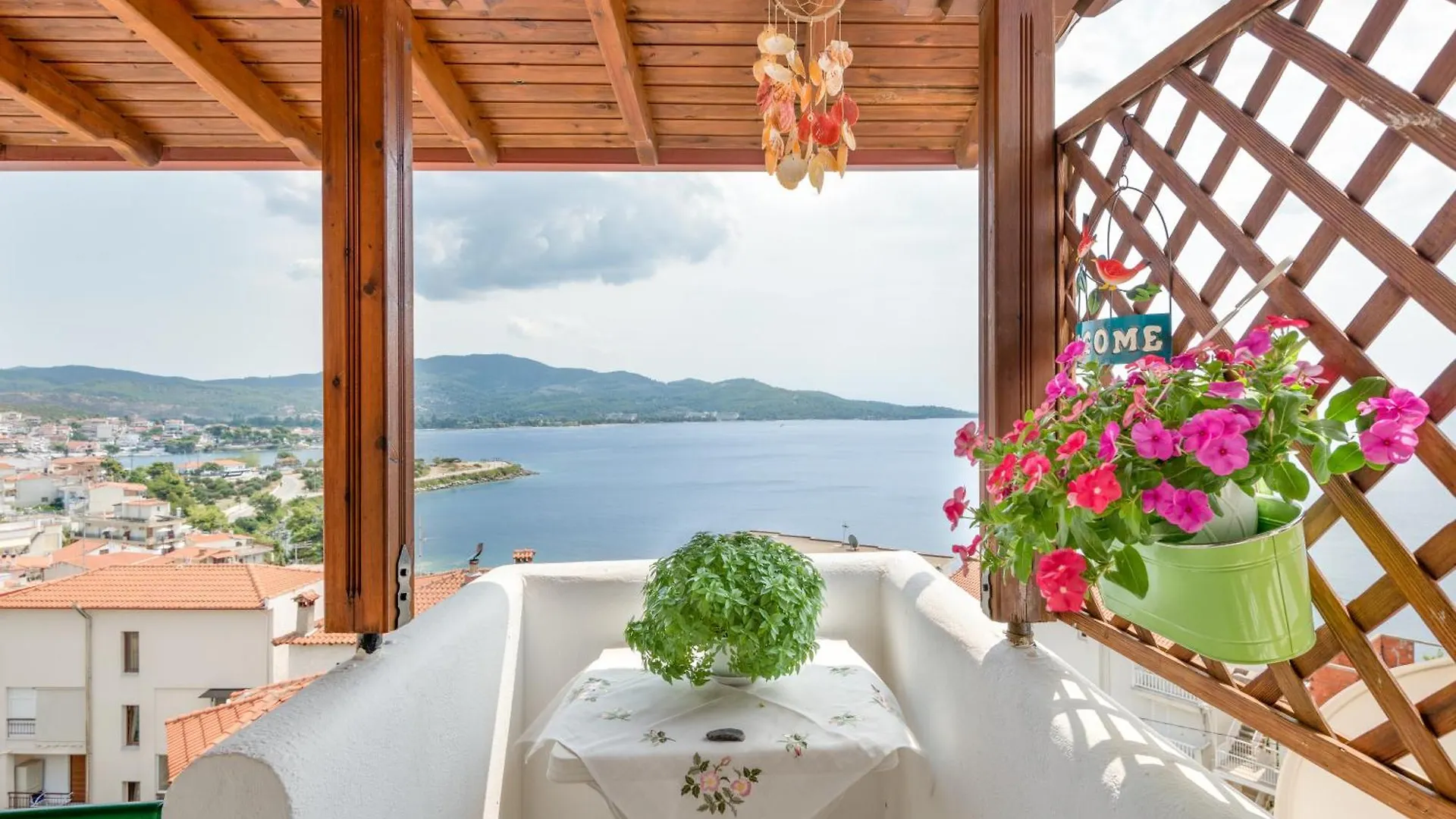 Galini Apartment In Neos Marmaras Yunanistan
